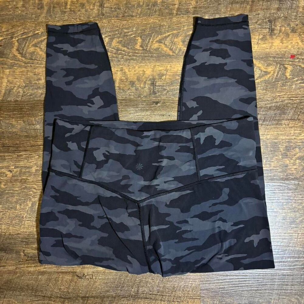 Athleta Women's Black Camo Leggings